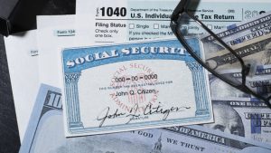 Social Security Check at 62 vs. 70: How Much Can You Get?